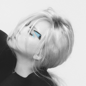 少萝自慰喷浆❌❌❌91
